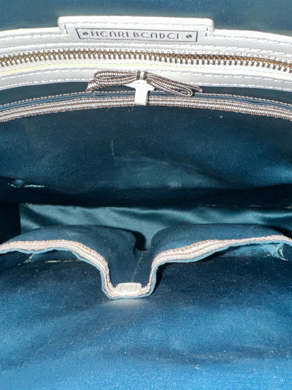 ✨ Henri Bendel Saffiano Black Leather • Zip off Tablet Case • Collector • Rare - Picture 13 of 16